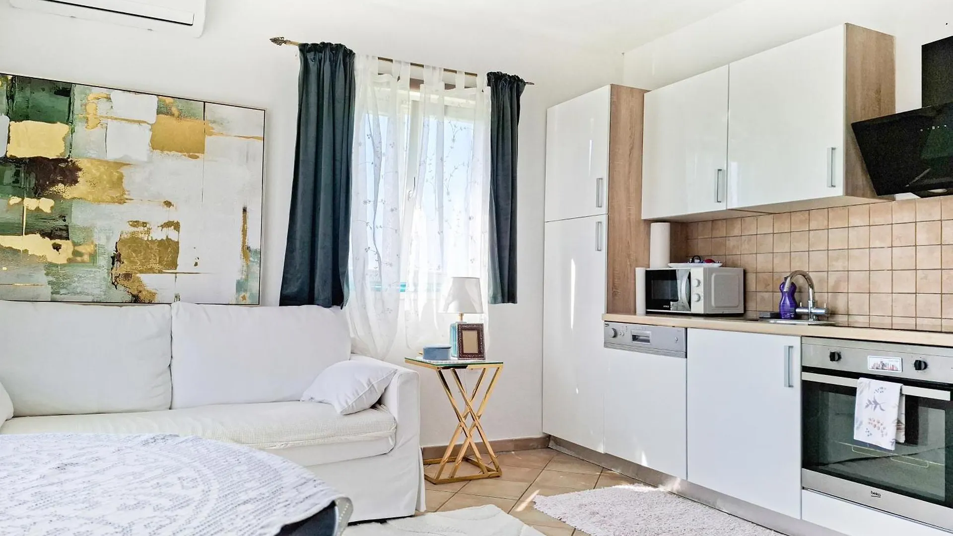 New!!! Apartment Eowyn Gedići